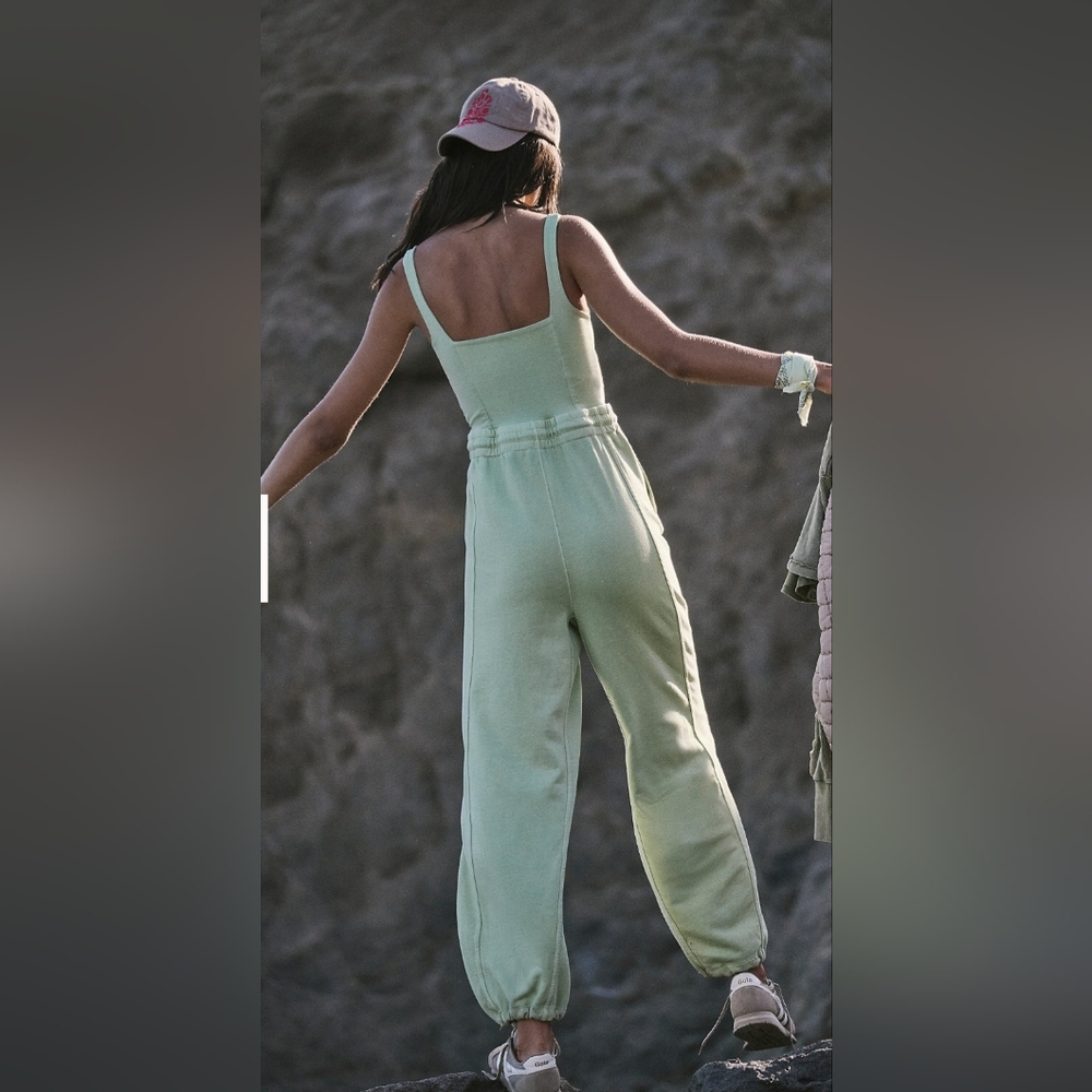 NWT FREE PEOPLE INBOUND ONSIE SIZE L MOSS COLOR - Picture 4 of 7